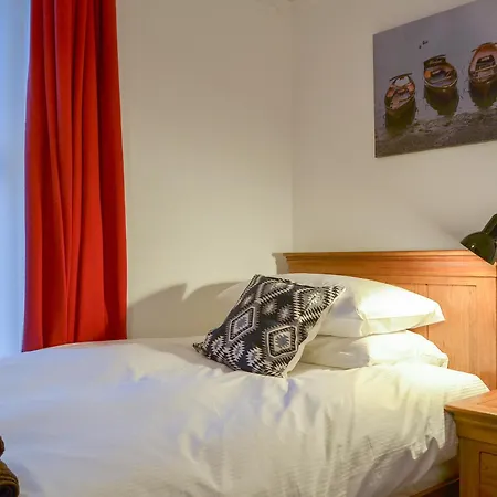 بيت للعطل Chartfield *